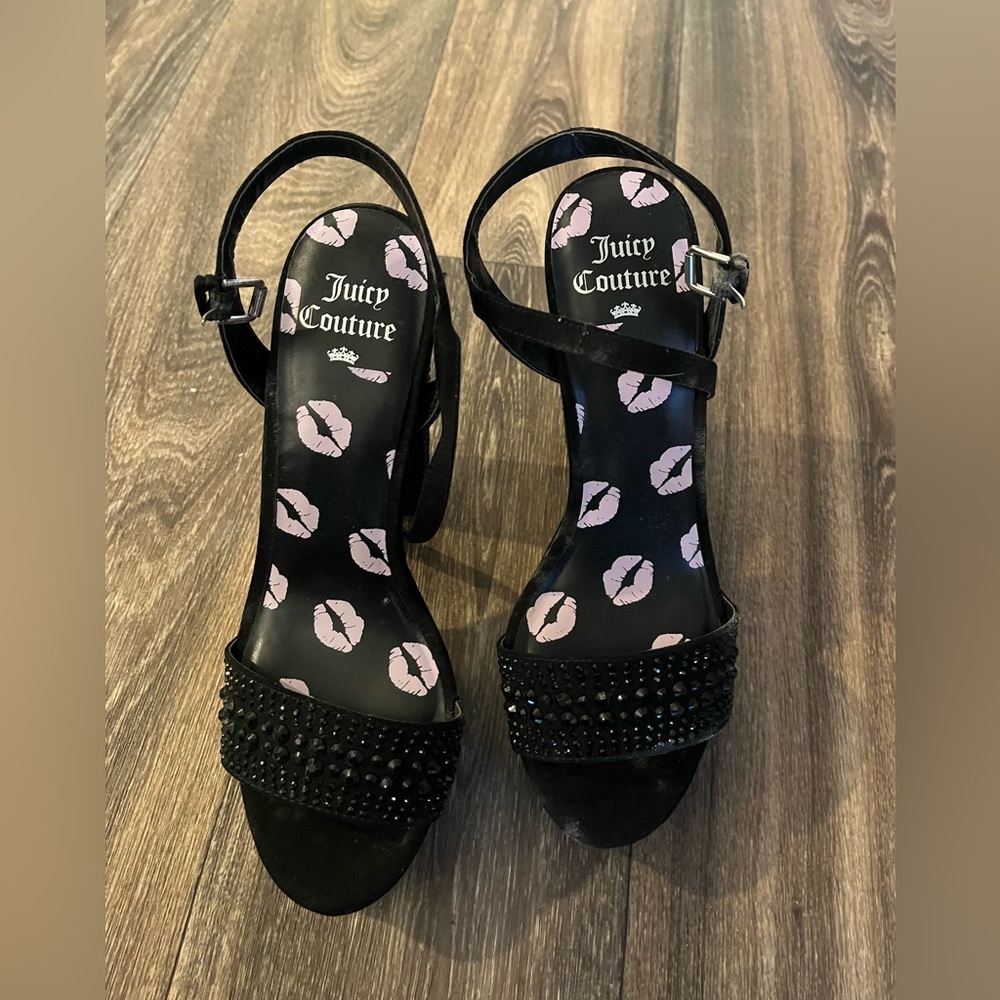 Juicy couture studded, platform heels
